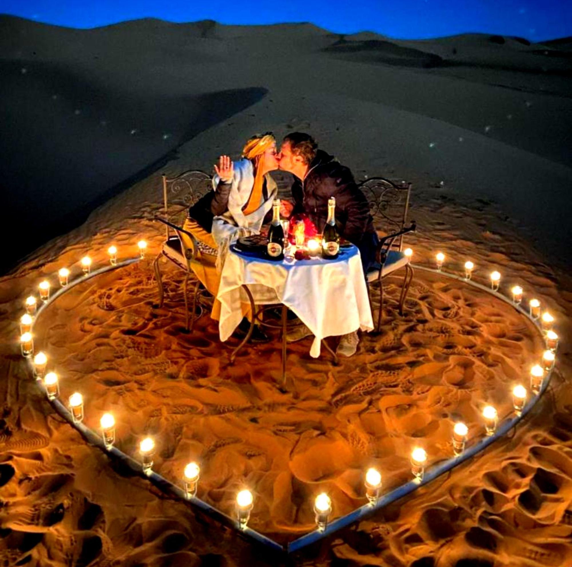 Luxury Bedouin Camp Bed & Breakfast เมอร์ซูกา ภายนอก รูปภาพ