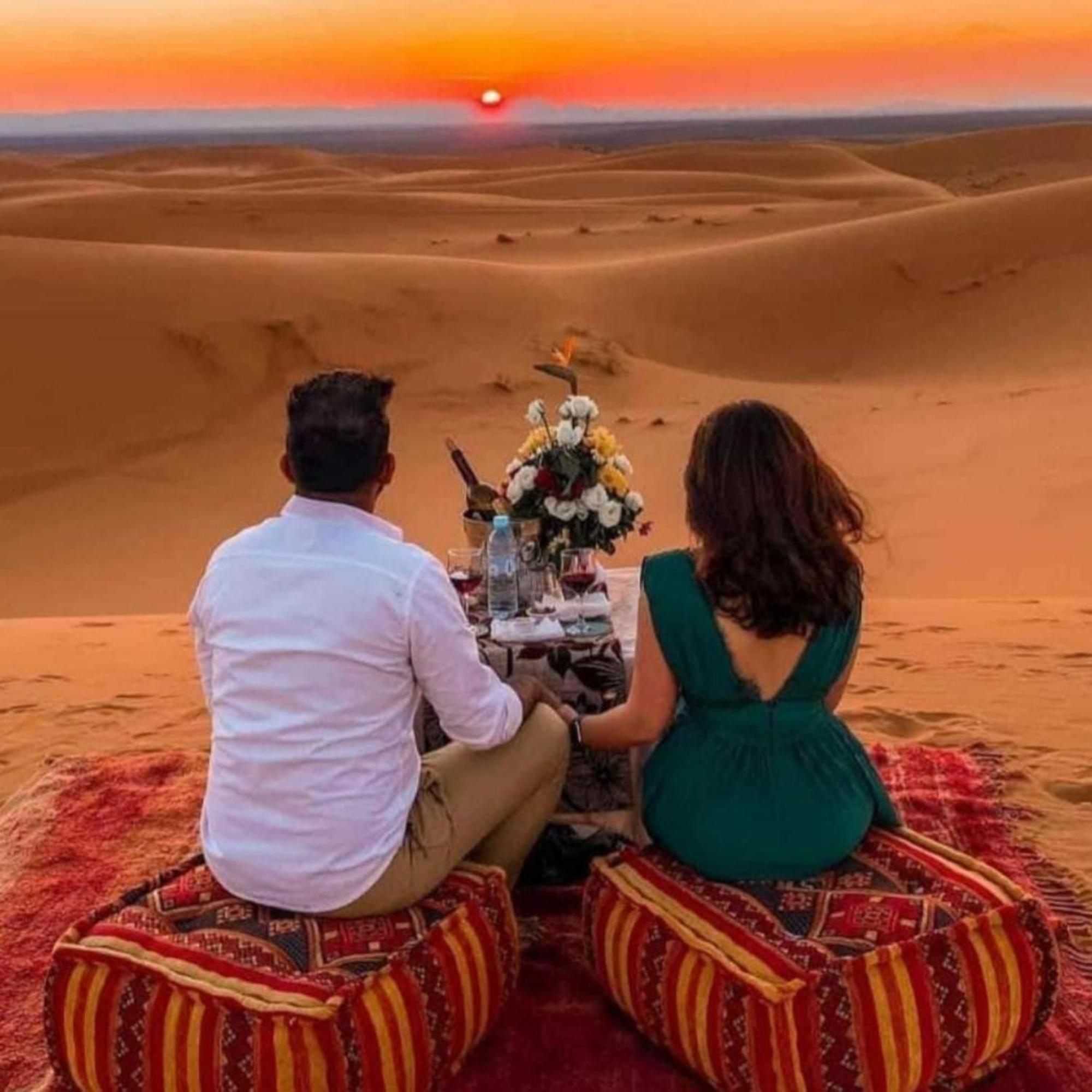 Luxury Bedouin Camp Bed & Breakfast เมอร์ซูกา ภายนอก รูปภาพ