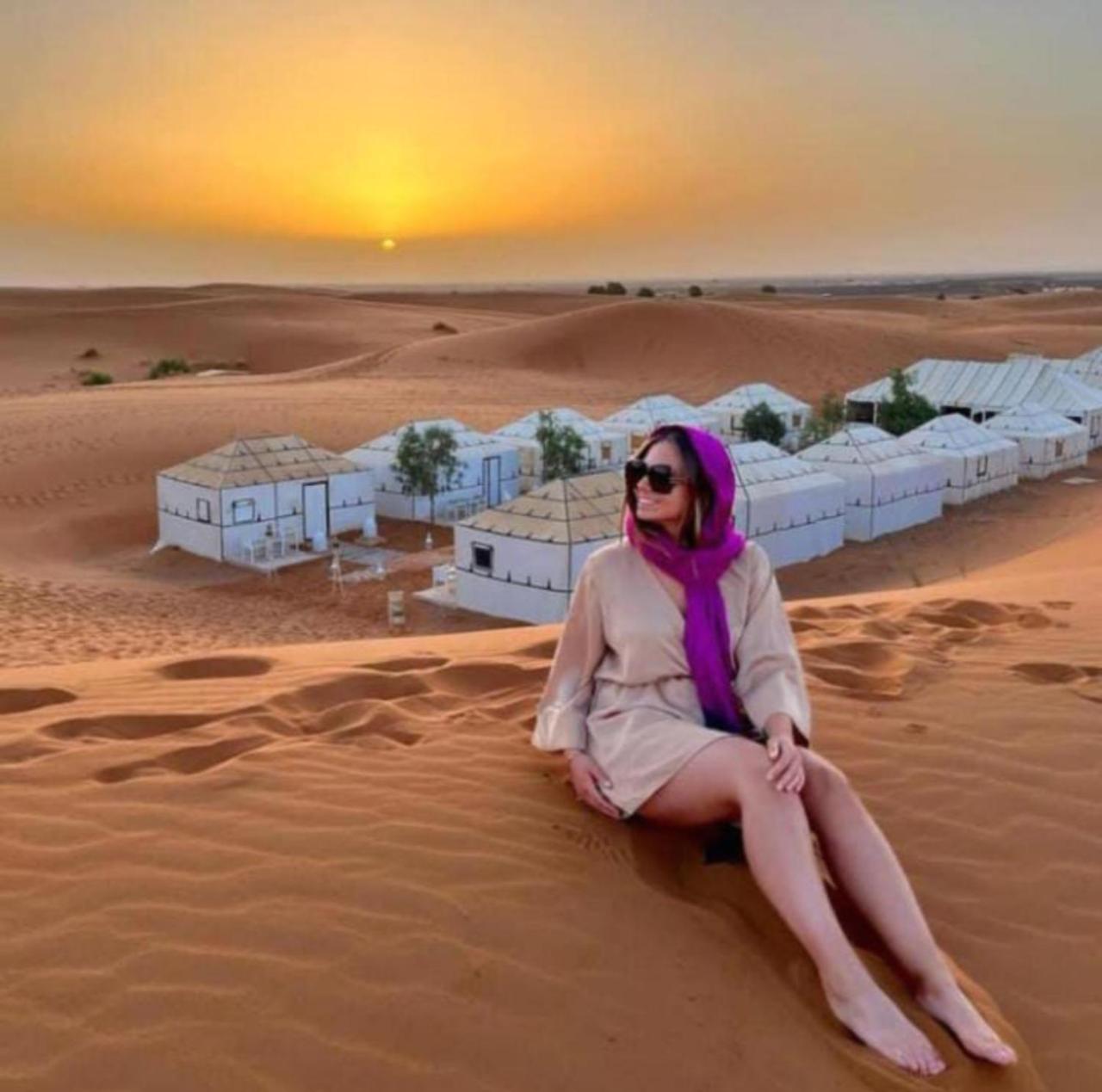 Luxury Bedouin Camp Bed & Breakfast เมอร์ซูกา ภายนอก รูปภาพ